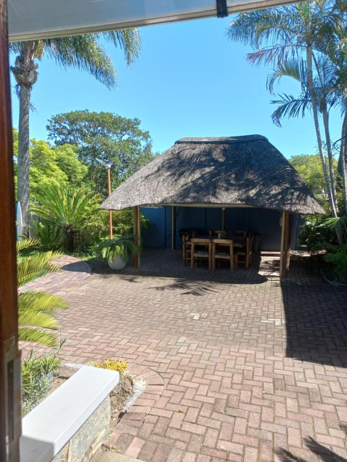 Dreamers Guesthouse - No Loadshedding キング・ウィリアムズ・タウン エクステリア 写真